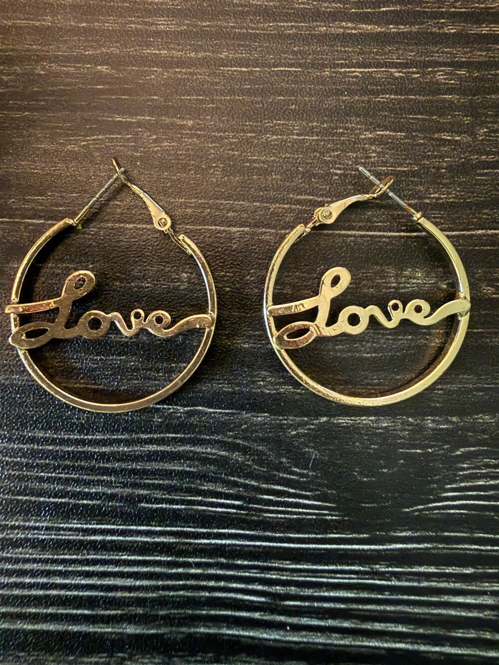 Unmarked Gold-Tone Cursive “Love” Hoop Earrings